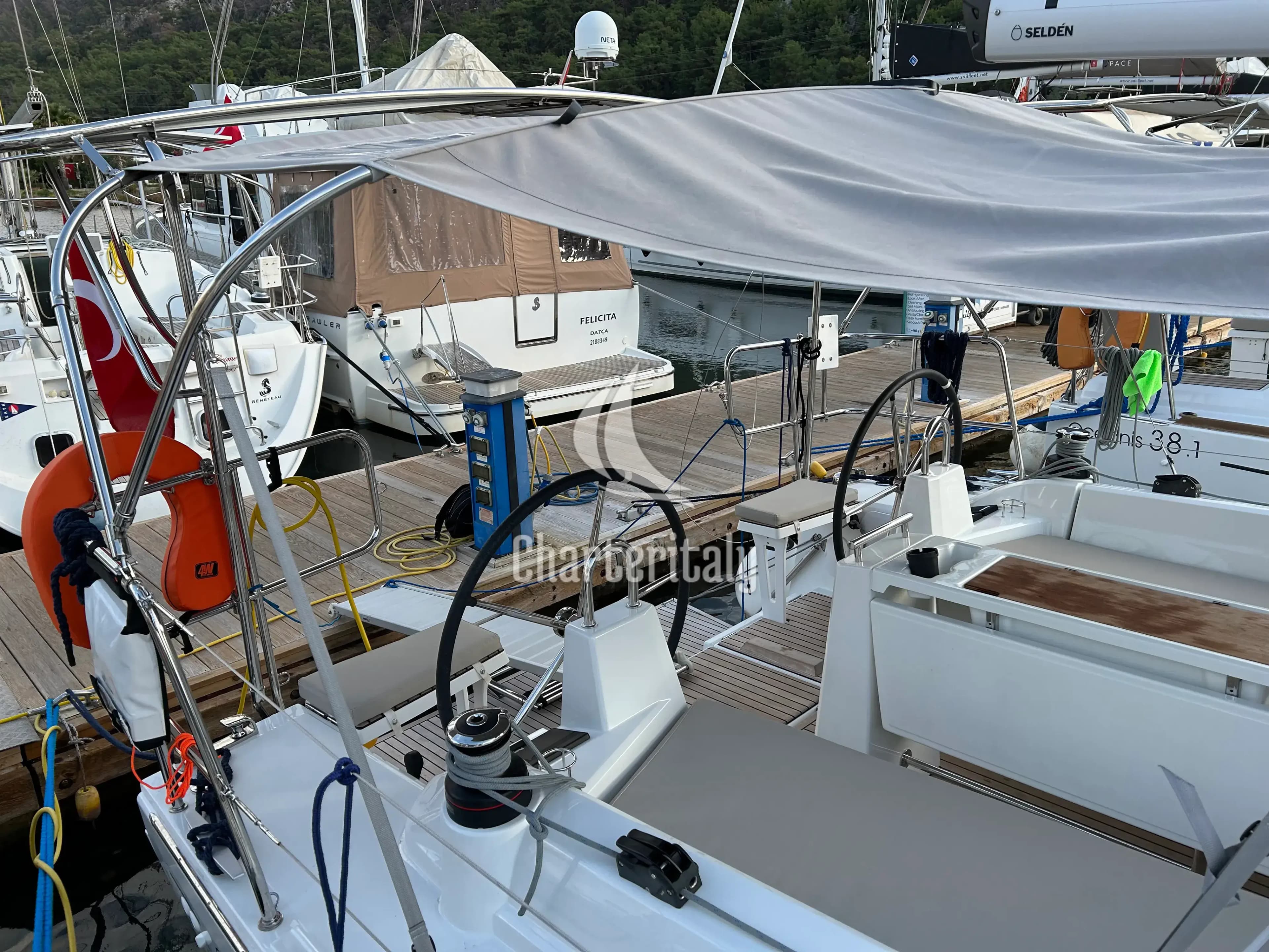 Oceanis 34.1 - Sail Altair 1 - 9