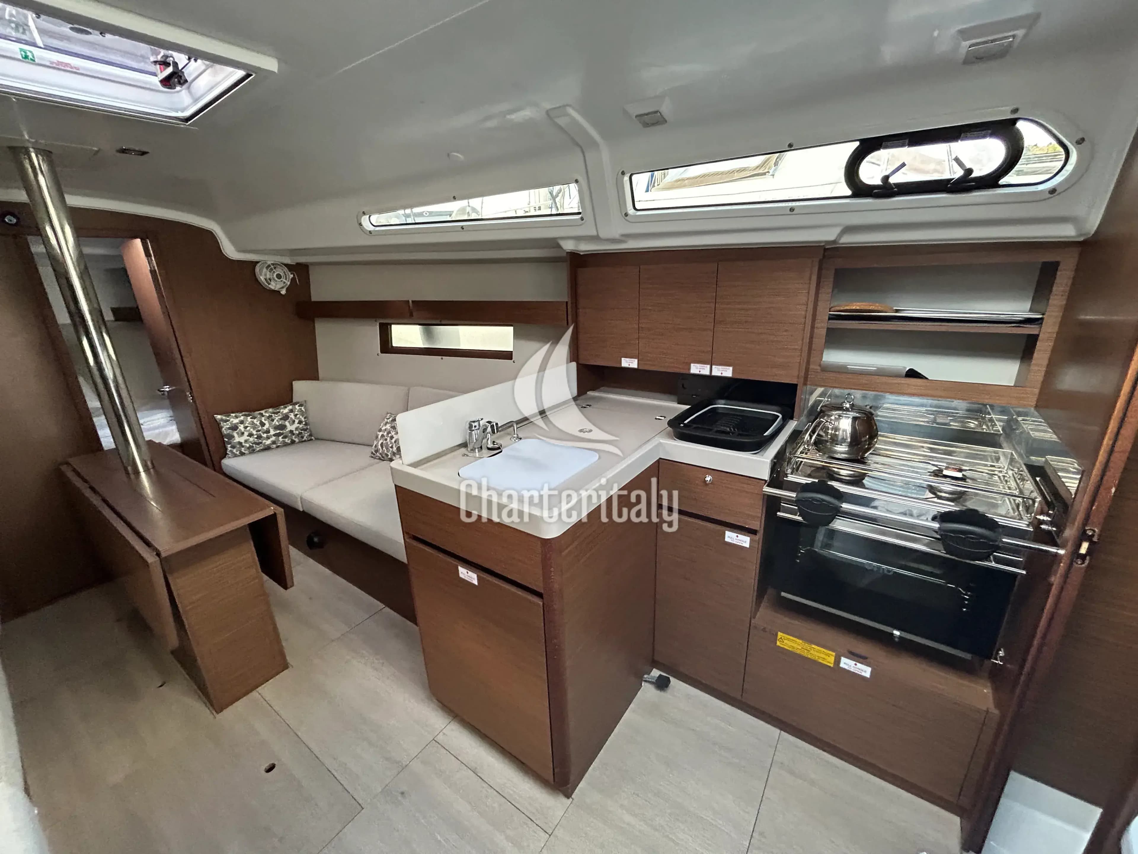 Oceanis 34.1 - Sail Altair 1 - 13
