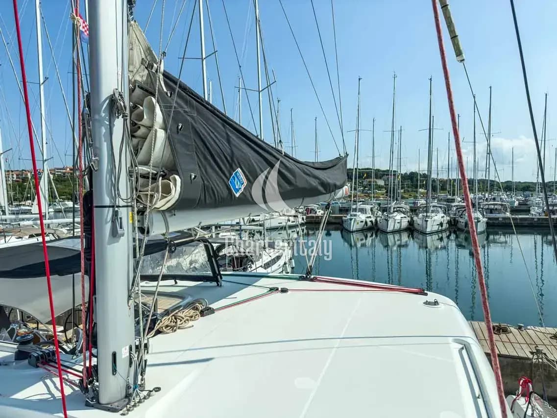 Lagoon 40 - 4 + 2 cab - Blue - 11