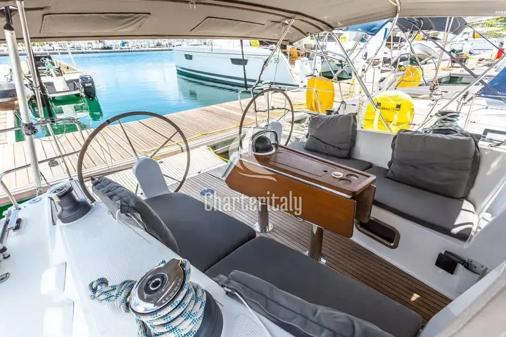 Bavaria Cruiser 41 - 2 cab. - Patches - 6