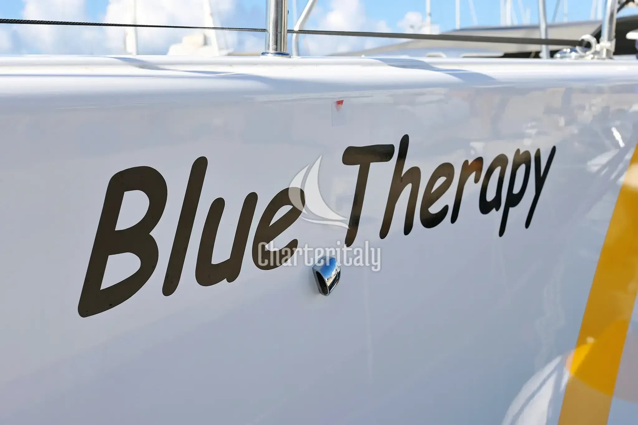 Dufour 530 - 5 + 1 cab. - Blue Therapy - 52
