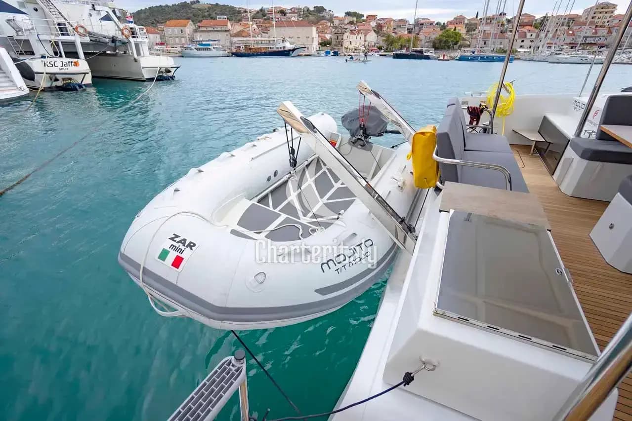 Fountaine Pajot Astrea 42 - 4 + 2 cab. - Mojo - 4