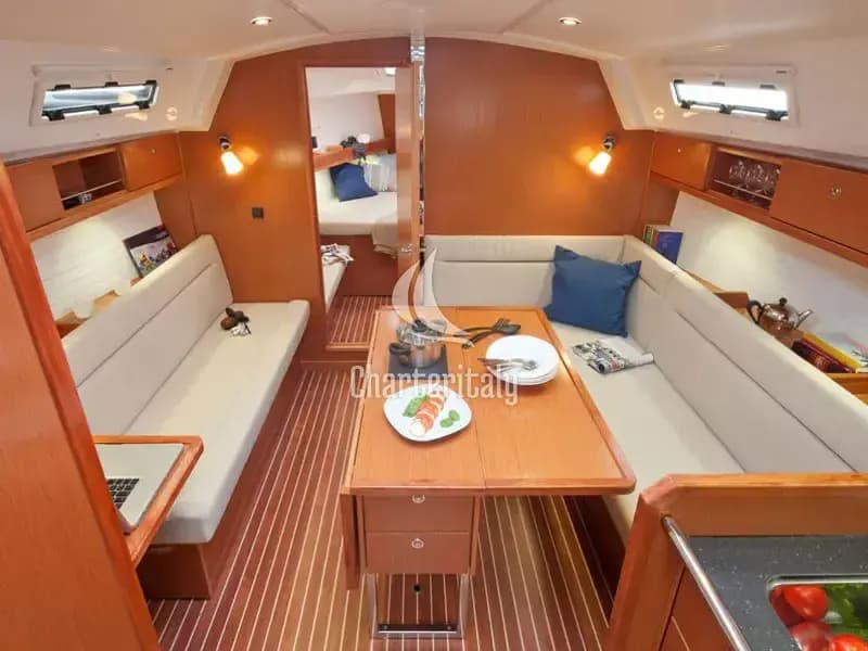 Bavaria Cruiser 36 - Bavaria Cruiser 36 - 2