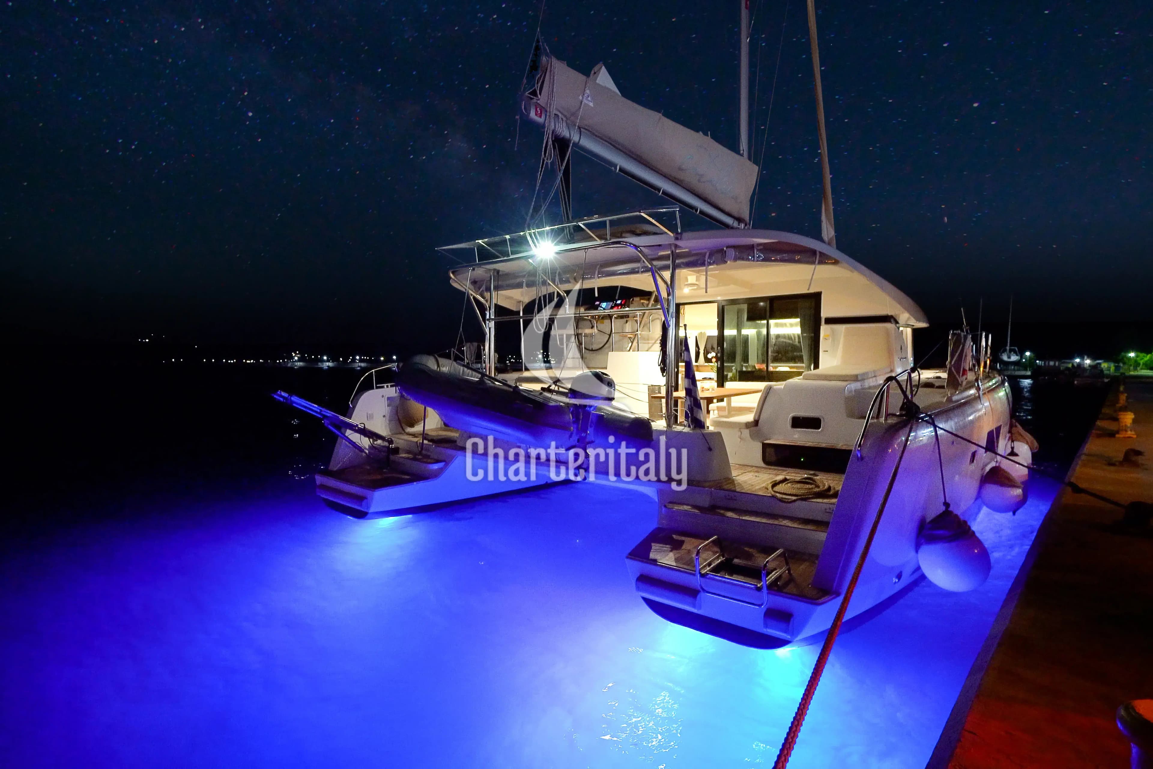 Lagoon 42 - Catalina | A/C generator watermaker - 11