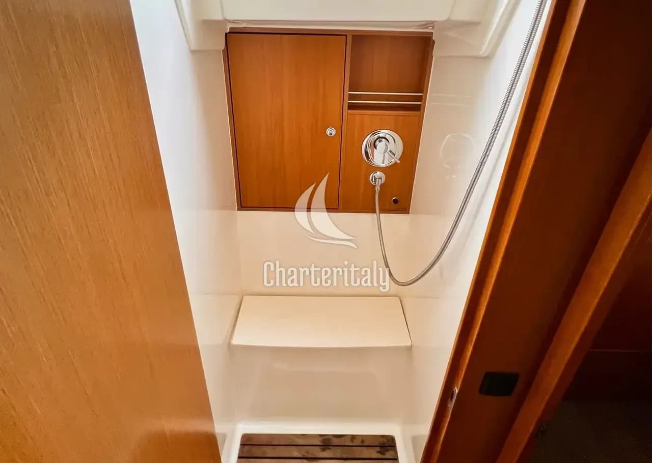 Bavaria Cruiser 45 - Aquaholic - 23