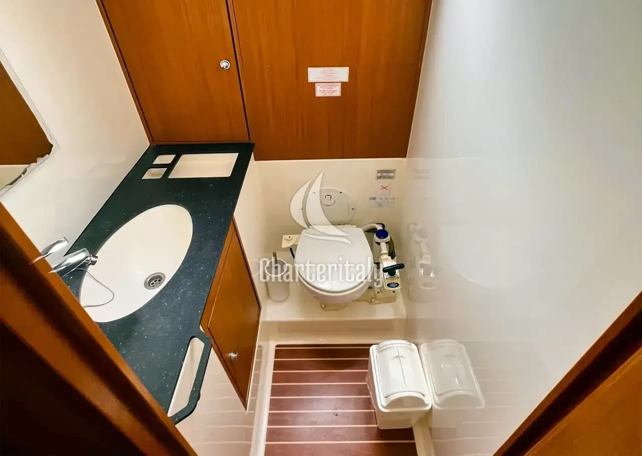 Bavaria Cruiser 45 - Aquaholic - 20