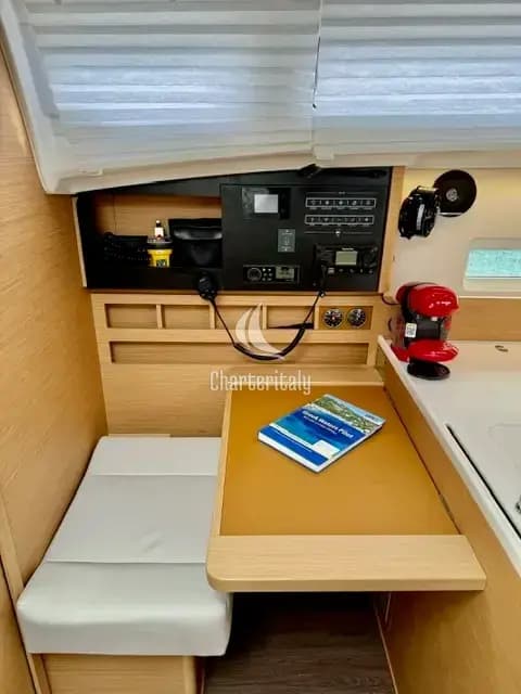 Sun Odyssey 410 - 3 cab. - Lucia - 12