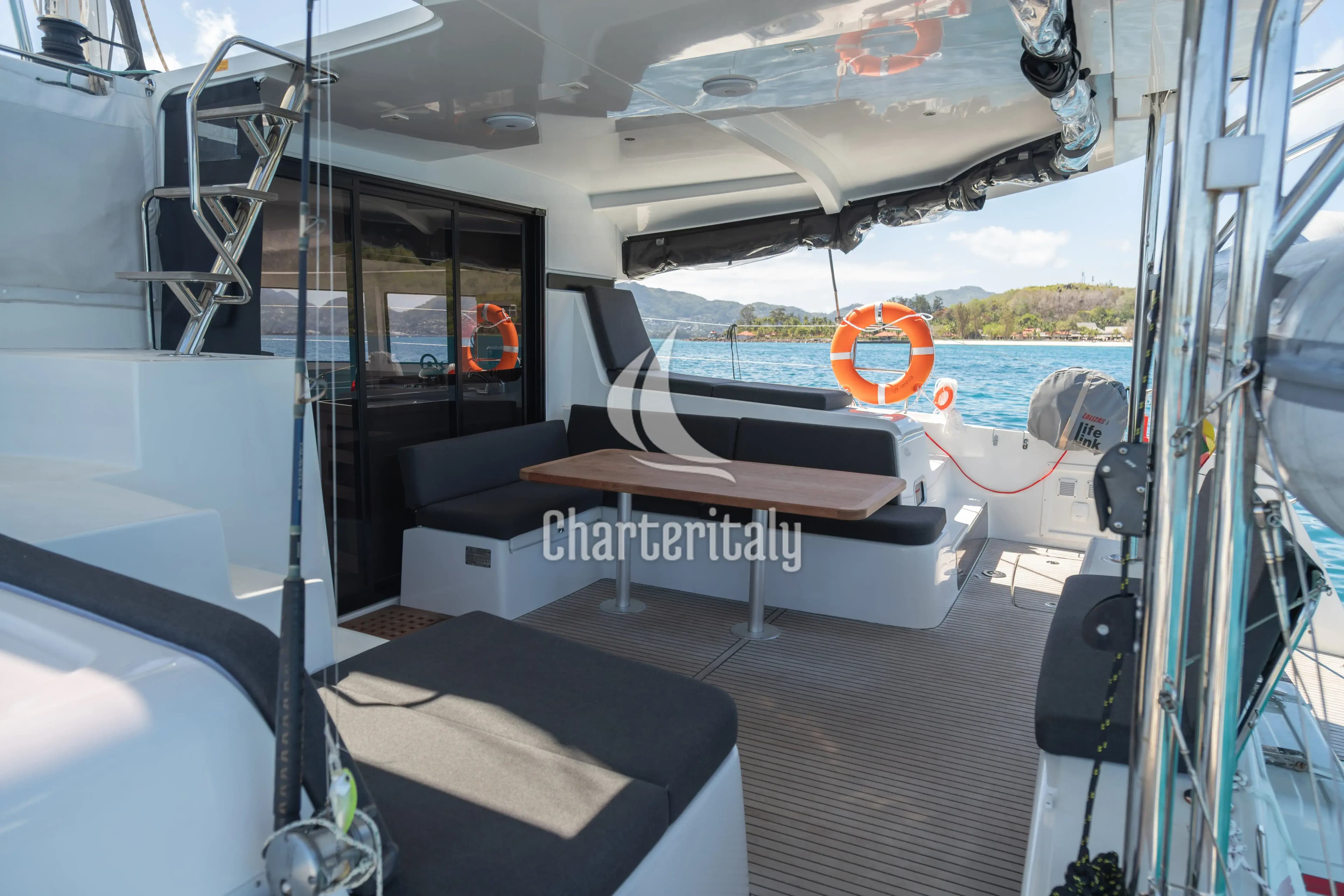 Lagoon 42 - Athena Pearl - 10