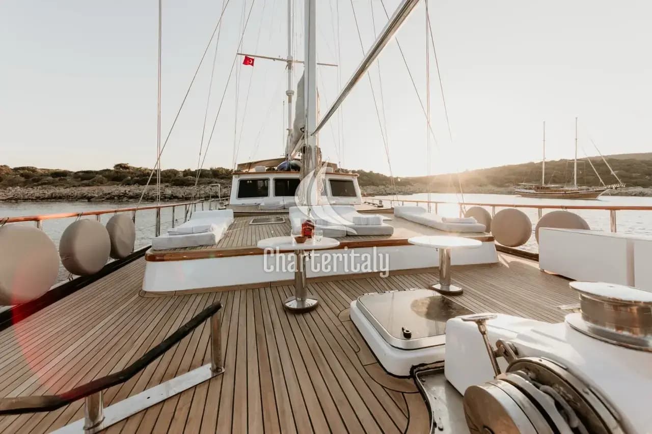 Custom built 183 - Dea Del Mare - 9