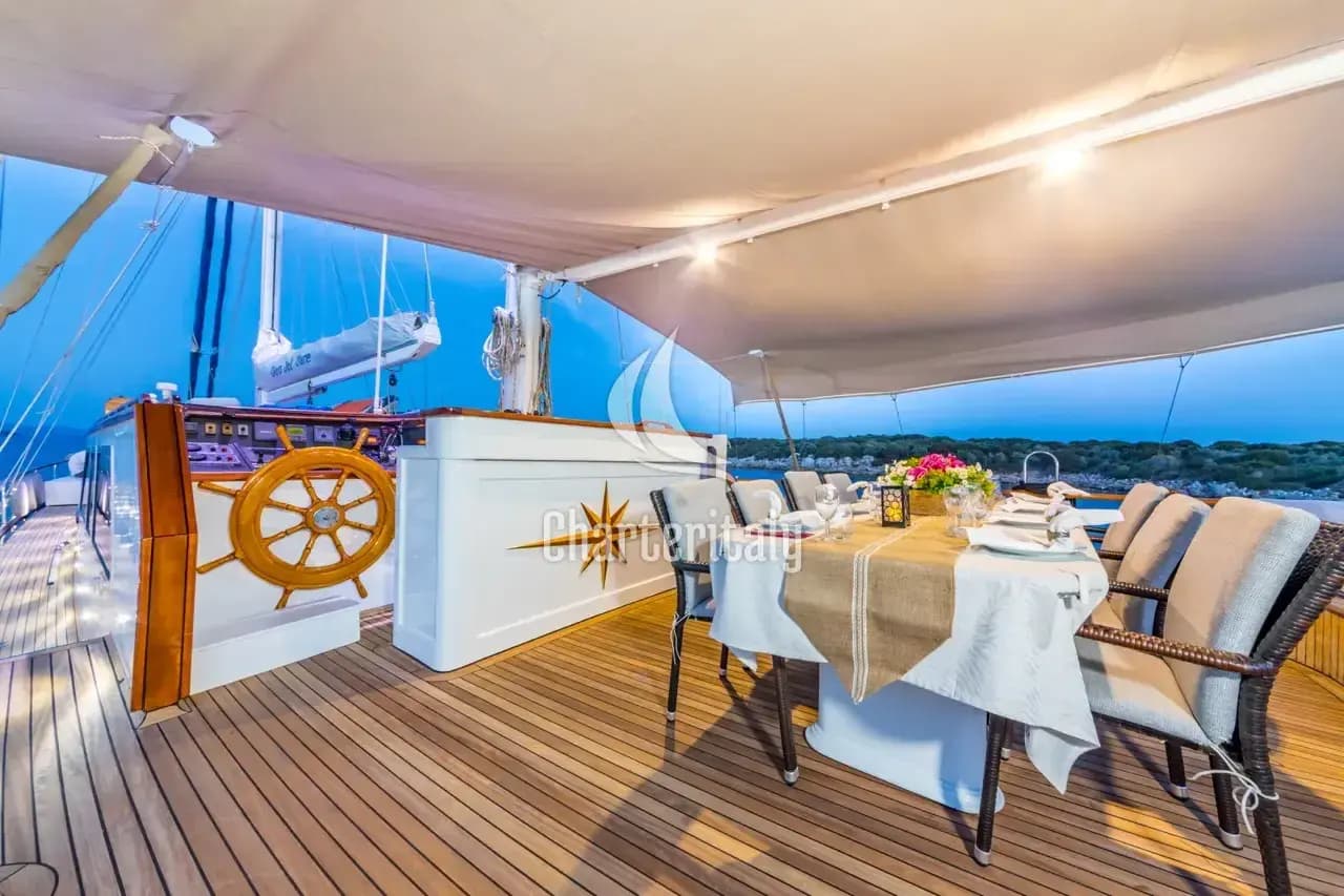 Custom built 183 - Dea Del Mare - 17