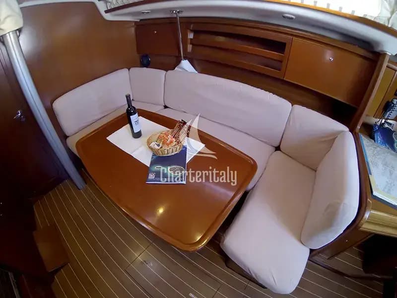 Grand Soleil 37 R - Sportski vuk - 9