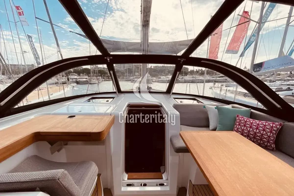 Jeanneau 55 - Marina - 9