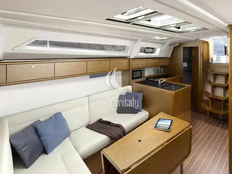 Bavaria Cruiser 37 - Bavaria Cruiser 37 - 6