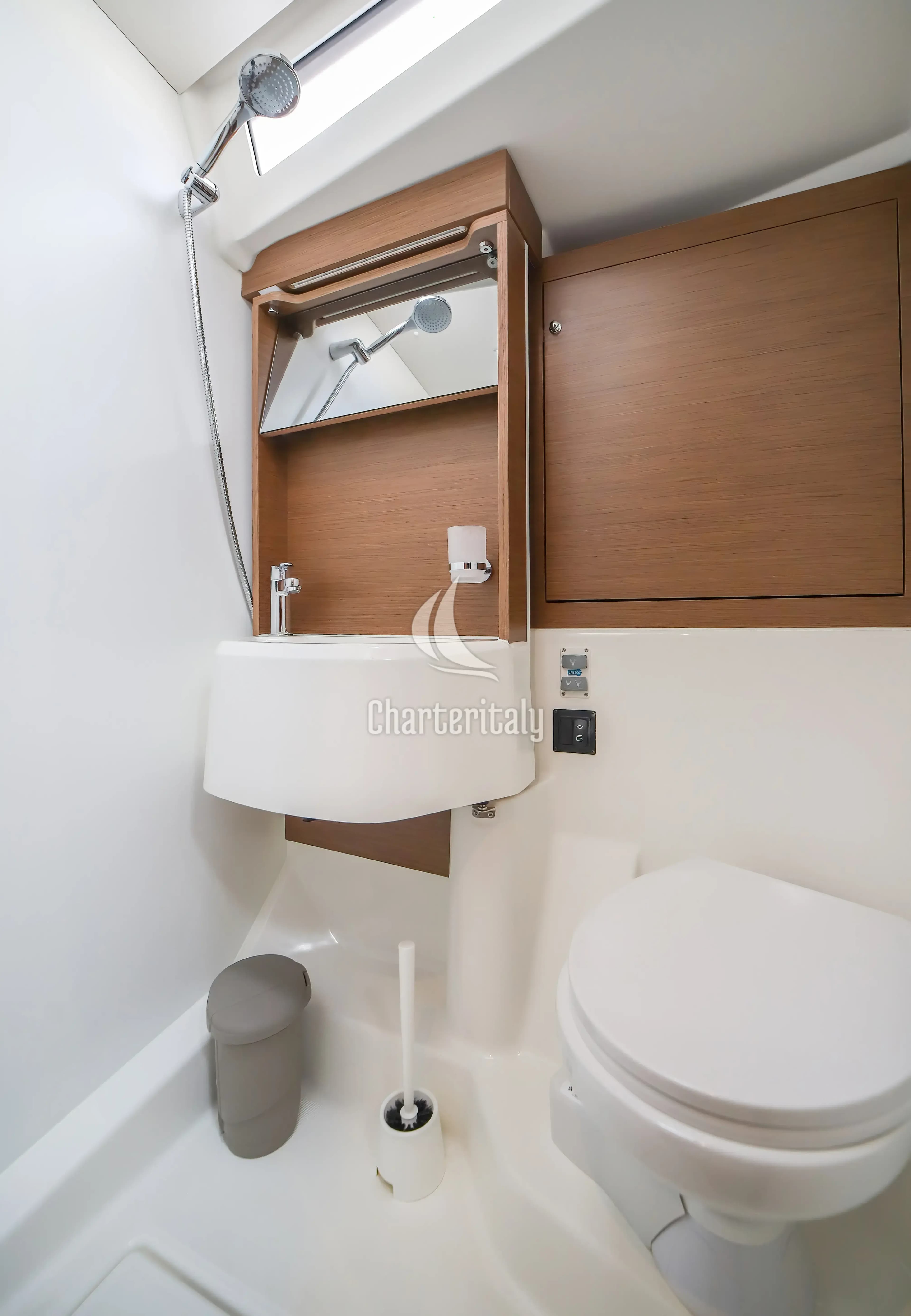 Oceanis 51.1 - Artemide - Comfort line - 2