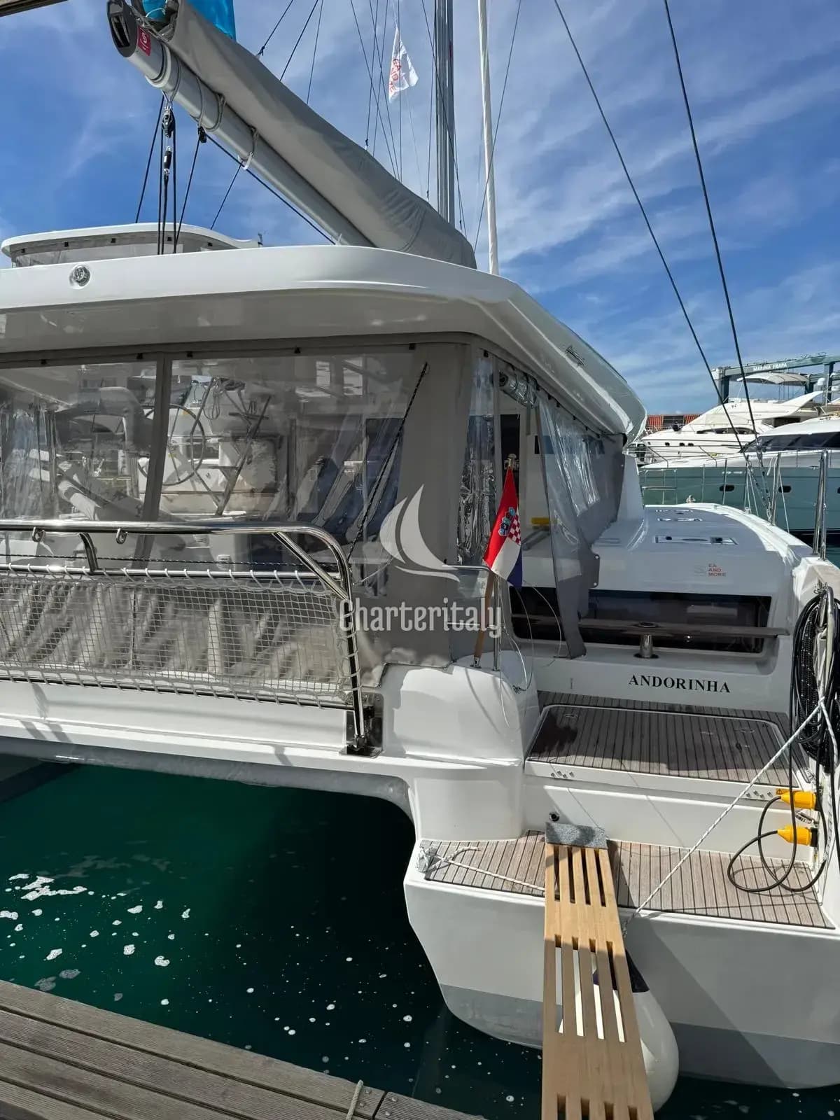 Lagoon 43 - 4 + 2 cab. - Andorinha - 4