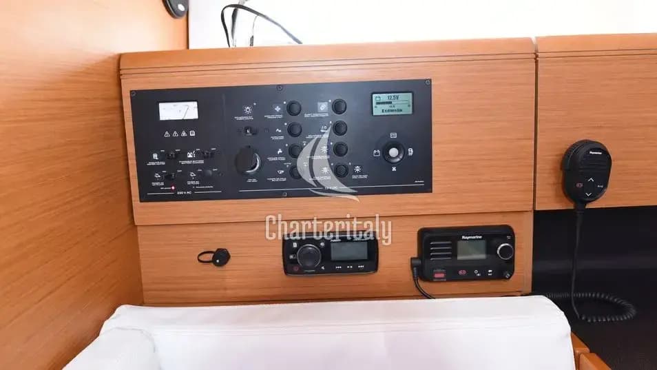 Sun Odyssey 419 - Pelagia - 8