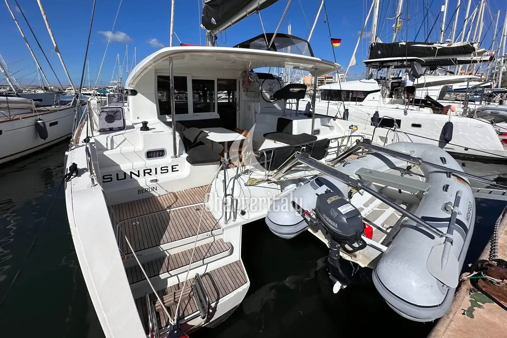 Lagoon 40 - Sunrise - 28