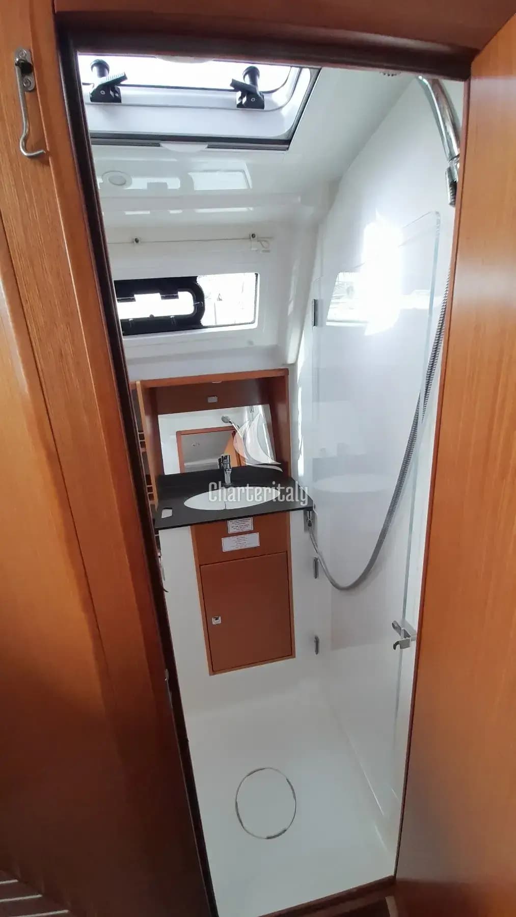 Bavaria 37 Cruiser - Nenemia - 6