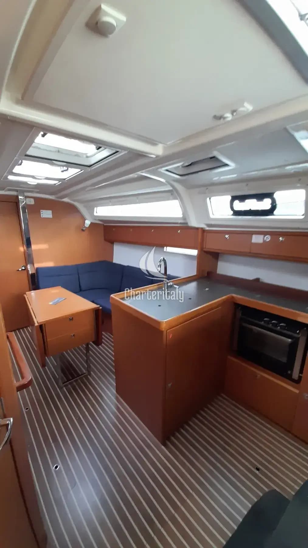 Bavaria 37 Cruiser - Nenemia - 7