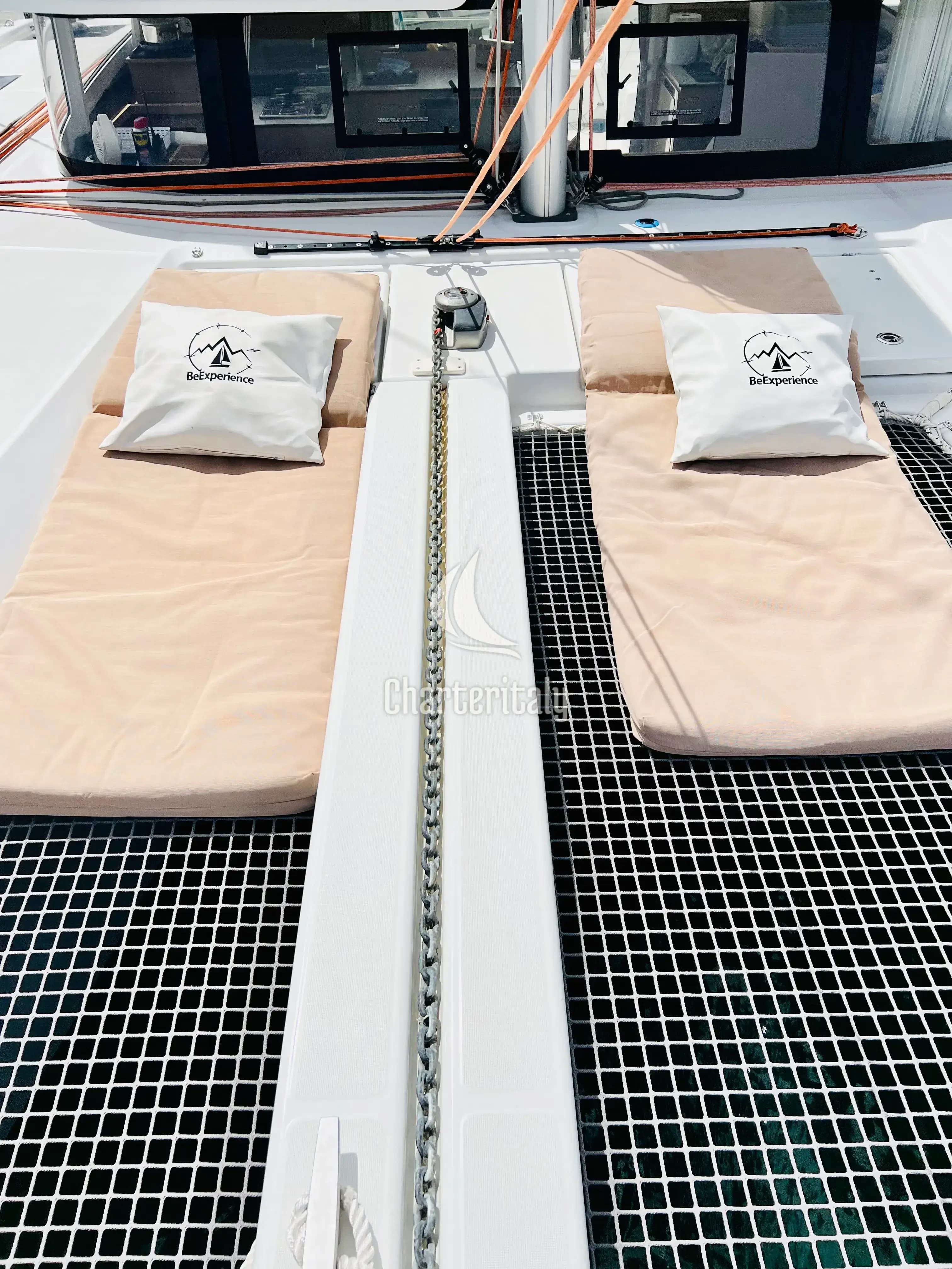 Excess 11 - OLOKUM Mallorca BAREBOAT - 11