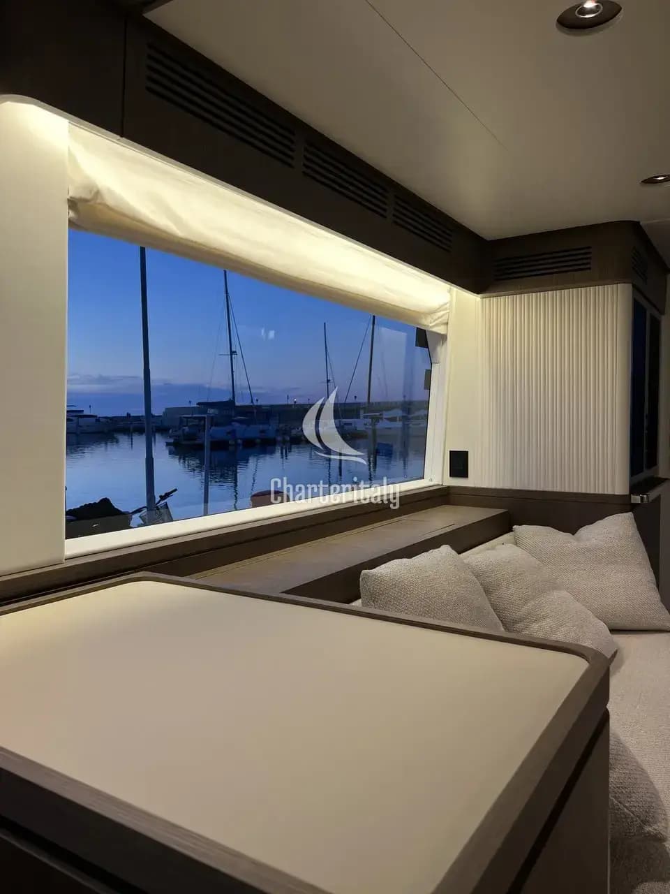 Azimut Magellano 66 - Moon light - 38