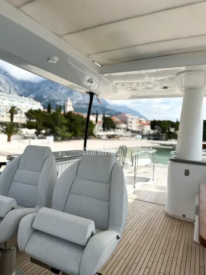 Azimut Magellano 66 - Moon light - 25