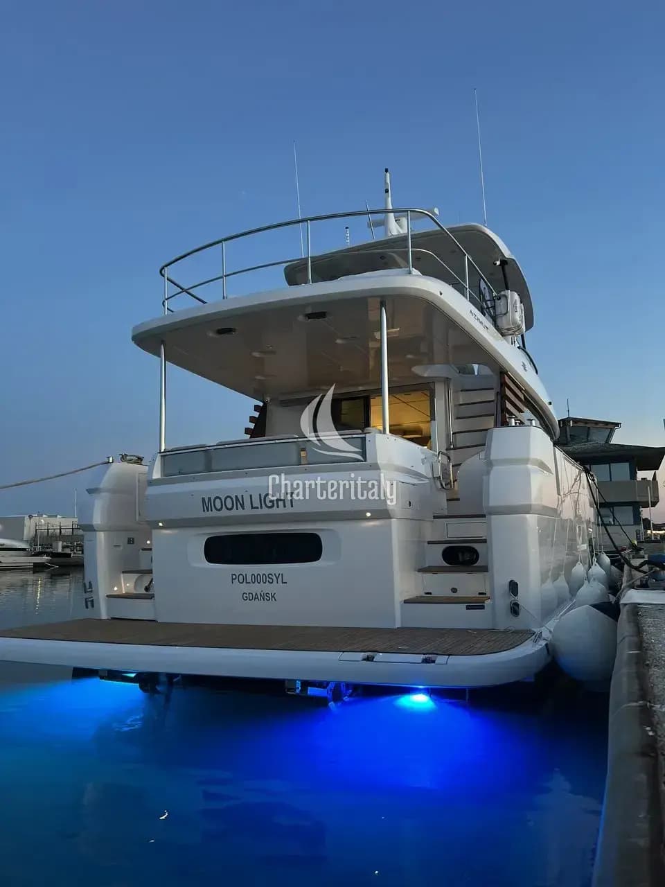Azimut Magellano 66 - Moon light - 9