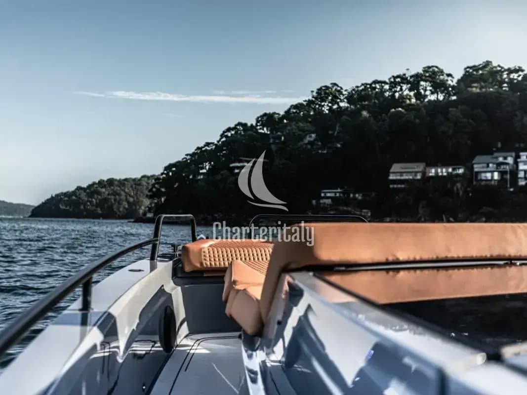 Axopar 37 XC Cross Cabin - Voreus - 11