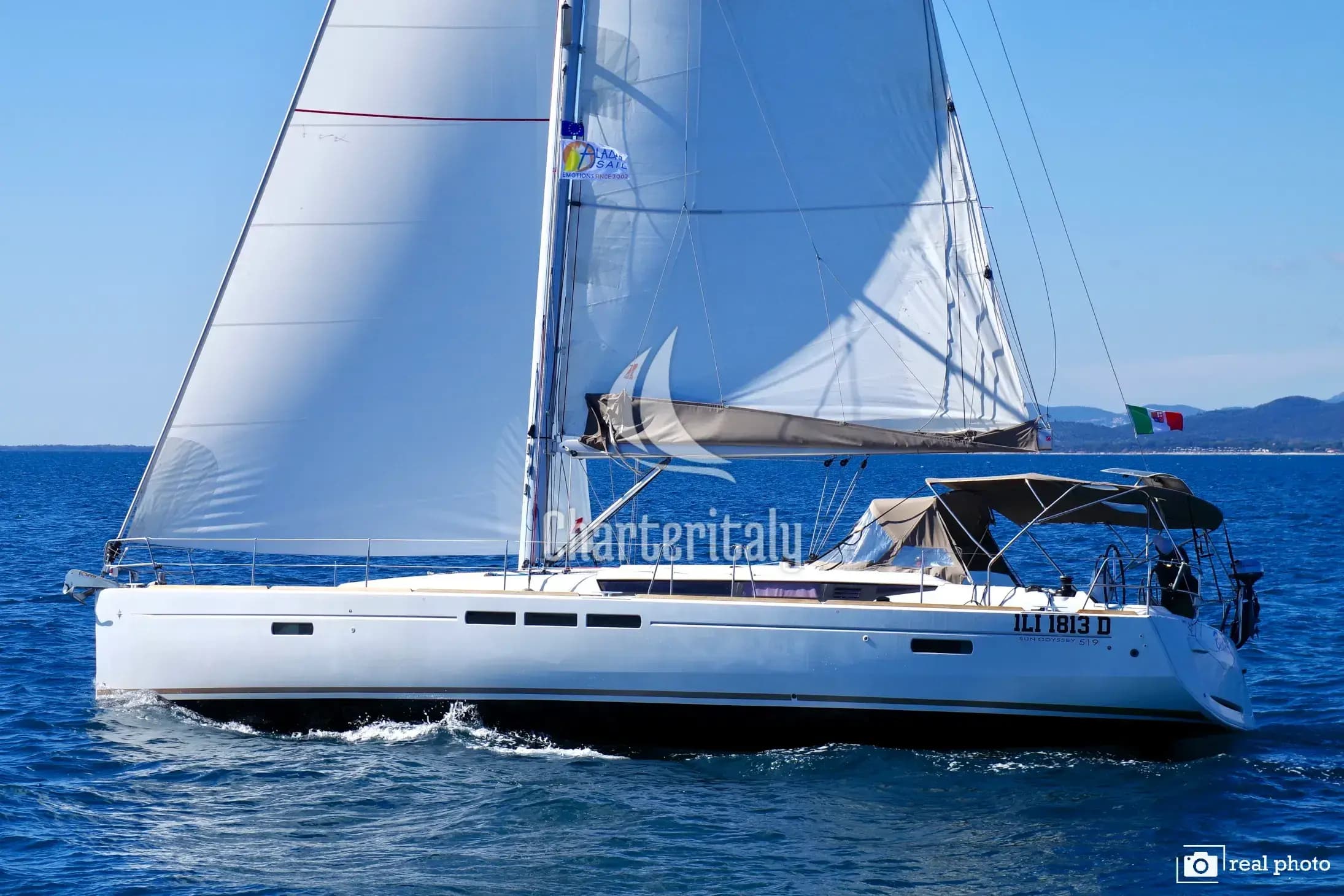 Sun Odyssey 519 - 5 cab. - Bianca - 1