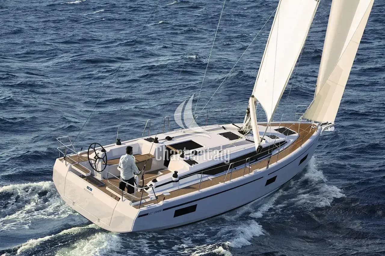 Bavaria C38 - Babe - 1