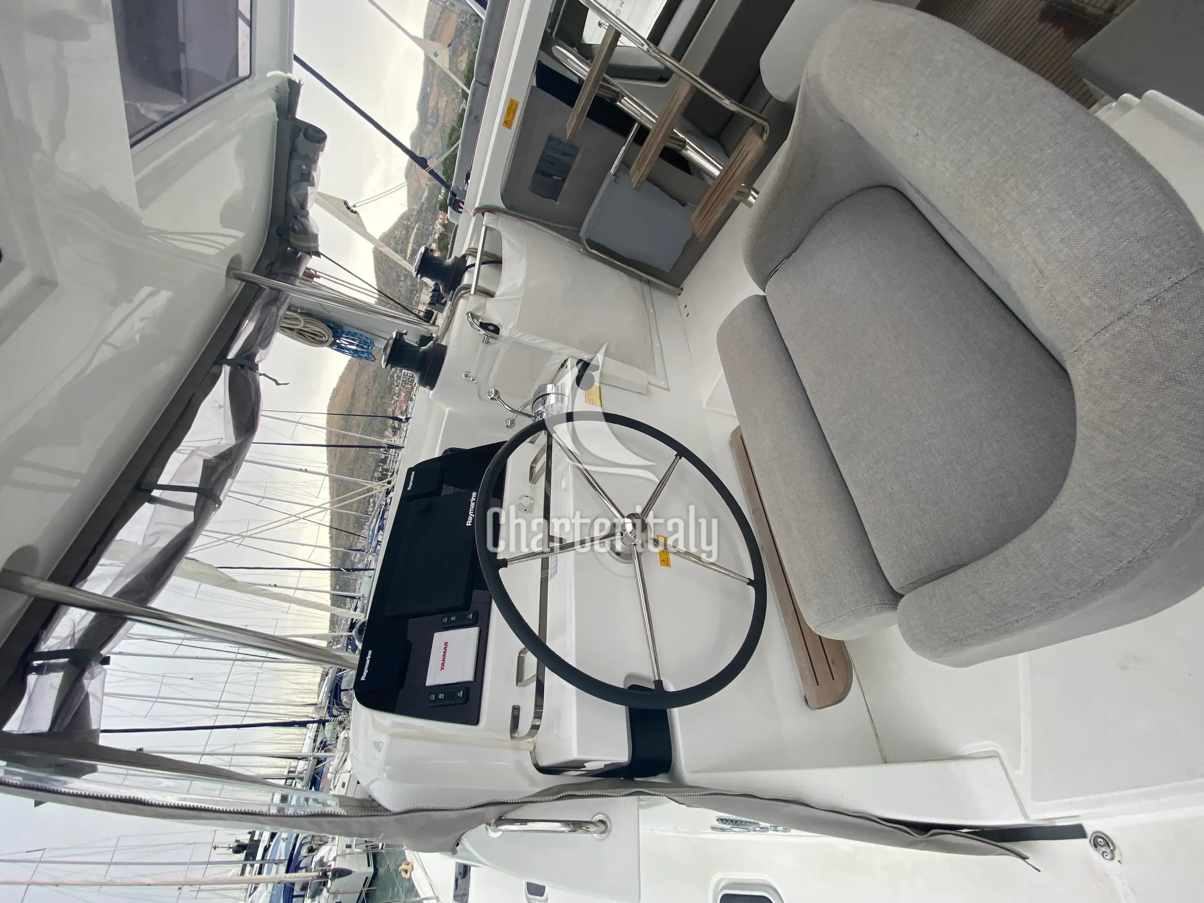 Lagoon 42 - 4 + 1 cab. - Brunhilde - 8