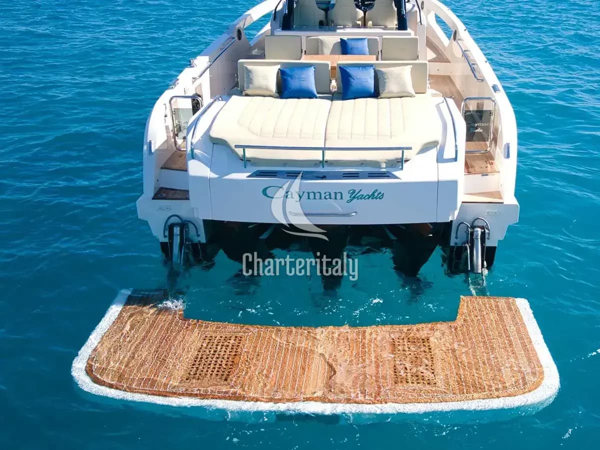 Cayman 380WA - Just Icon - 3