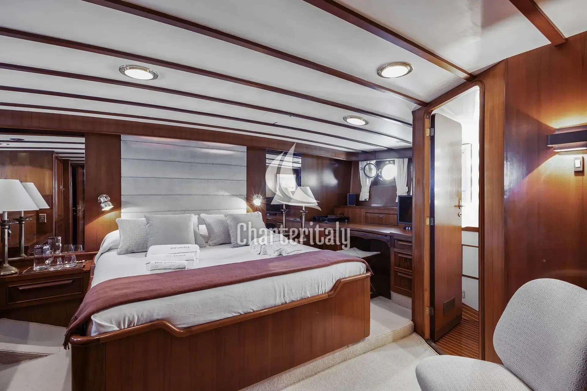 Motoryacht - Five Angels - Motor yacht - 22