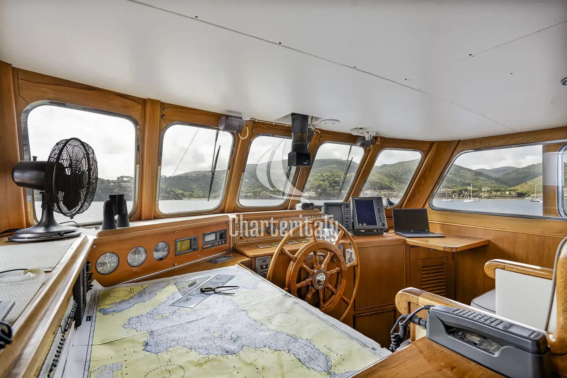Motoryacht - Five Angels - Motor yacht - 37