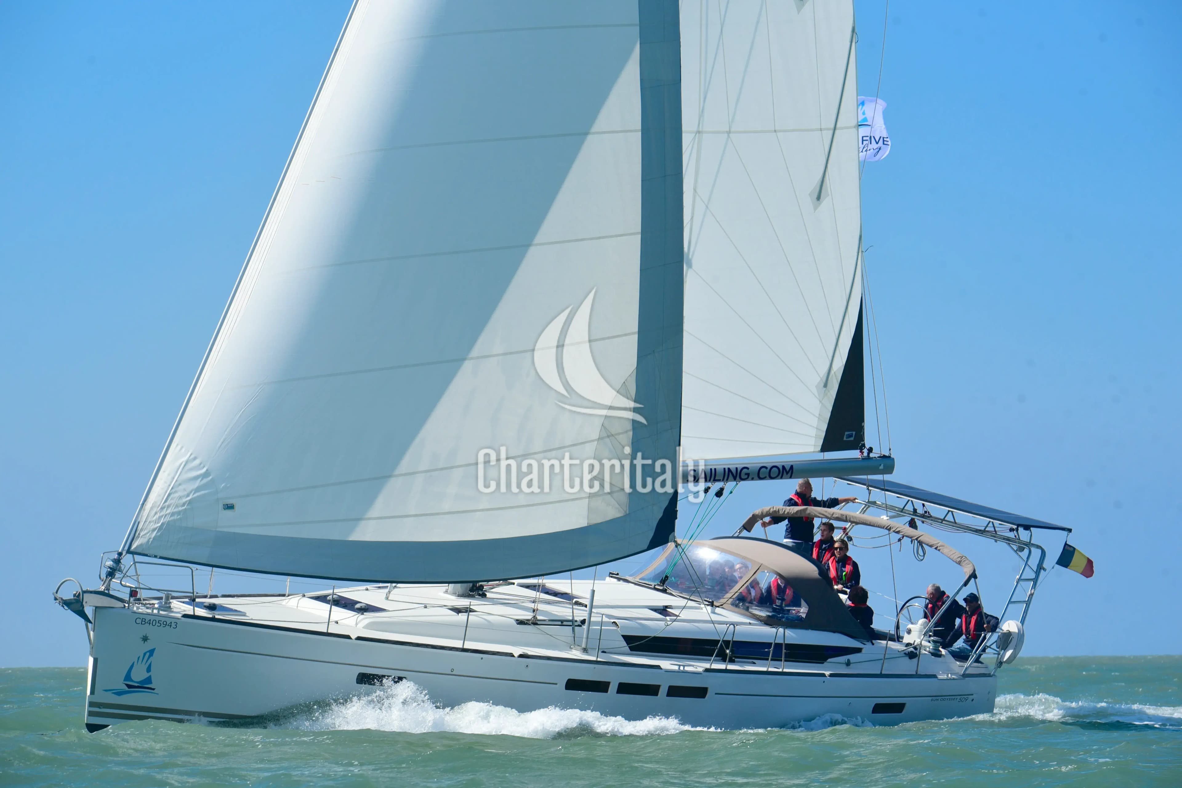 Sun Odyssey 509 - Five O - 7
