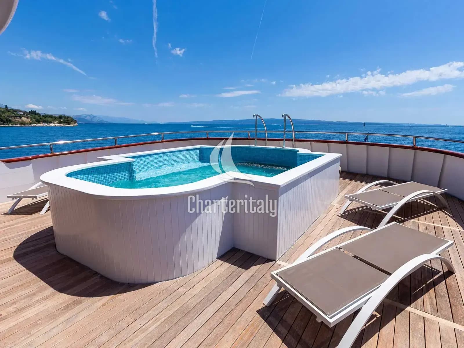 Motoryacht - MS Avantura - 10