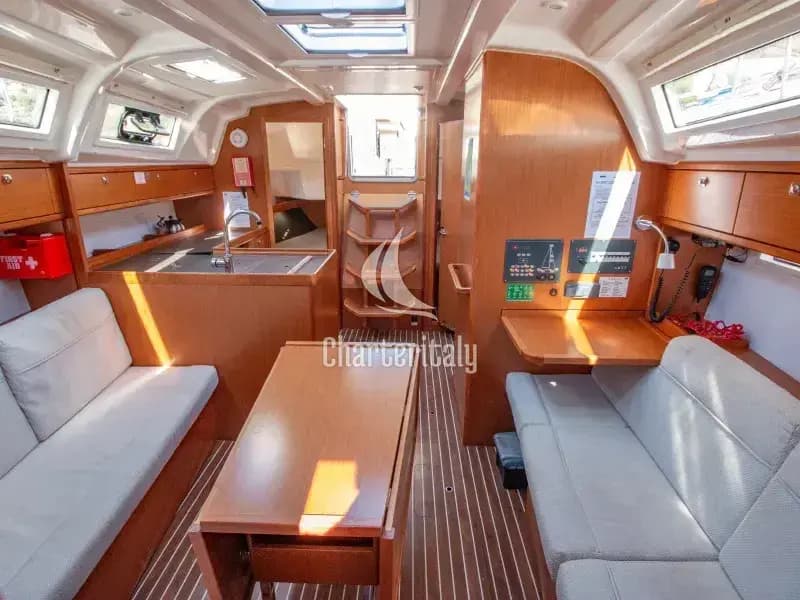 Bavaria 37 - Angela - 3