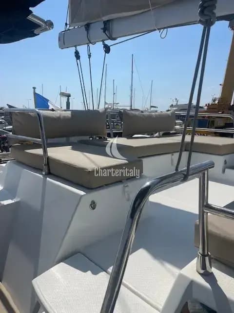 Fountaine Pajot Saona 47 Quintet - 5 + 1 cab. - Red Rose - 8