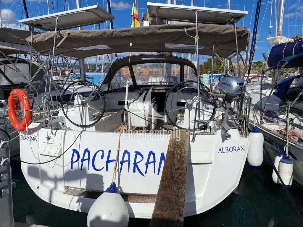 Sun Odyssey 519 - Alboran Pacharan (Cabo Verde) - 6