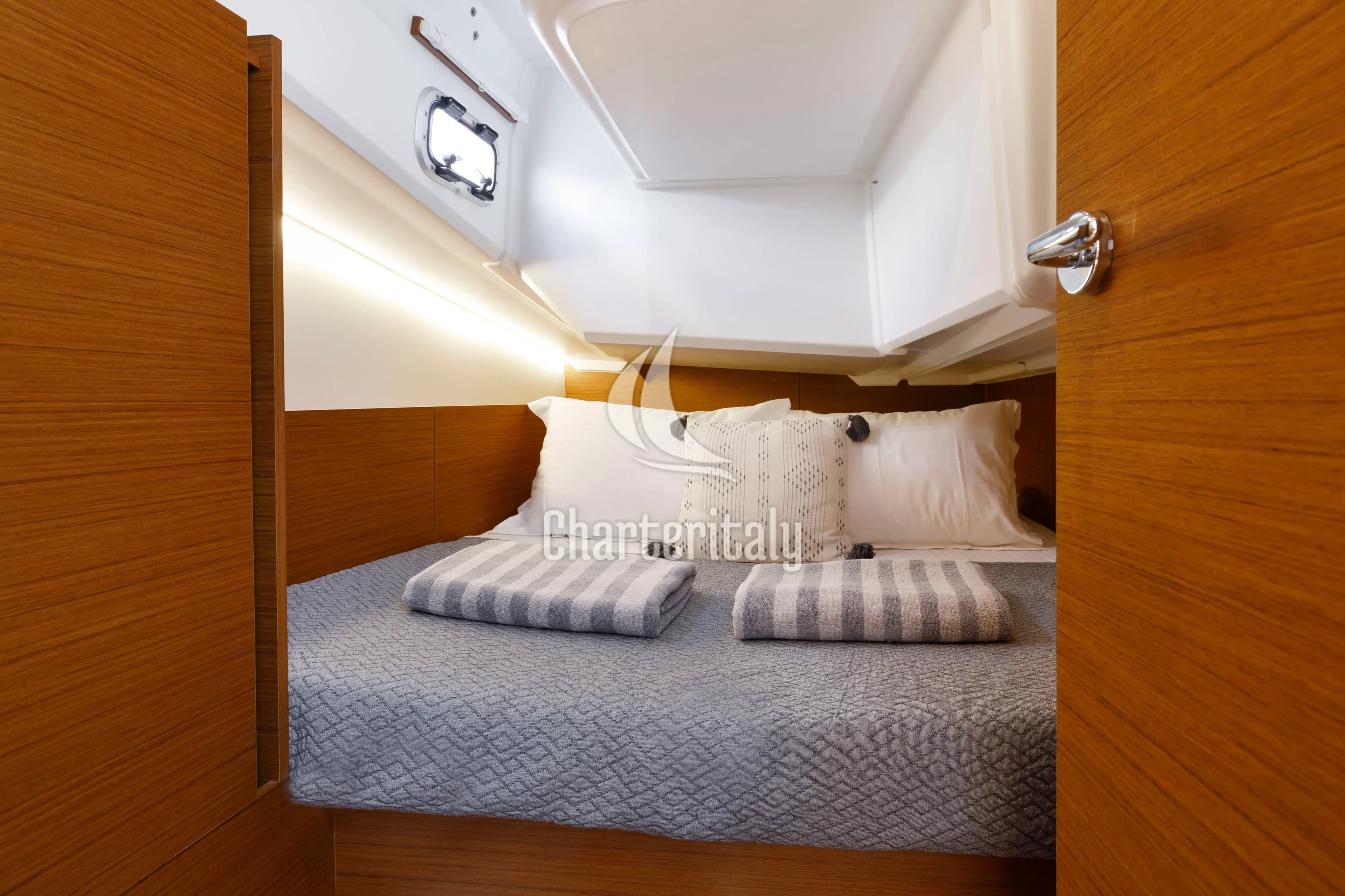Sun Odyssey 380 - Albion - 9