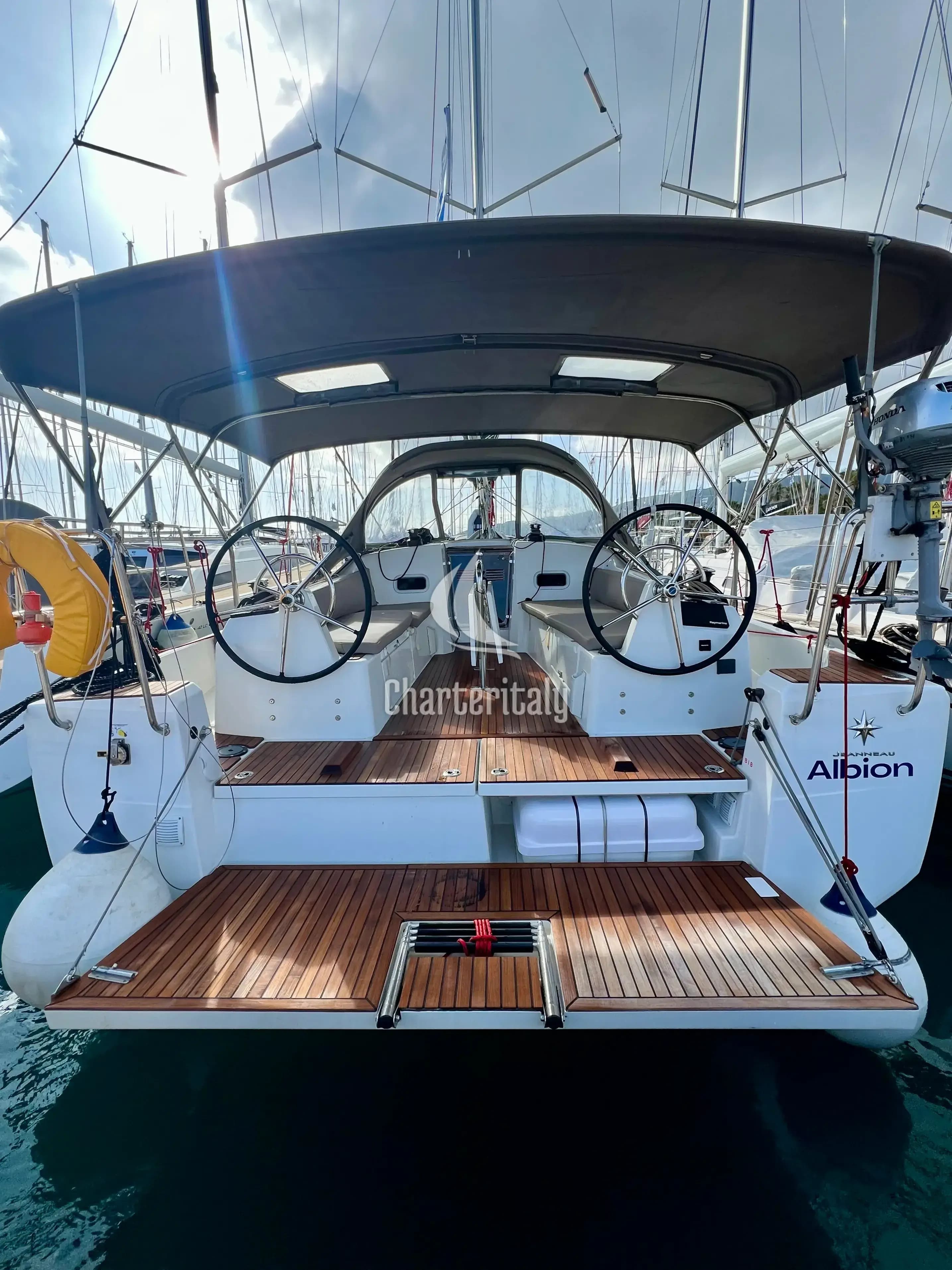 Sun Odyssey 380 - Albion - 8