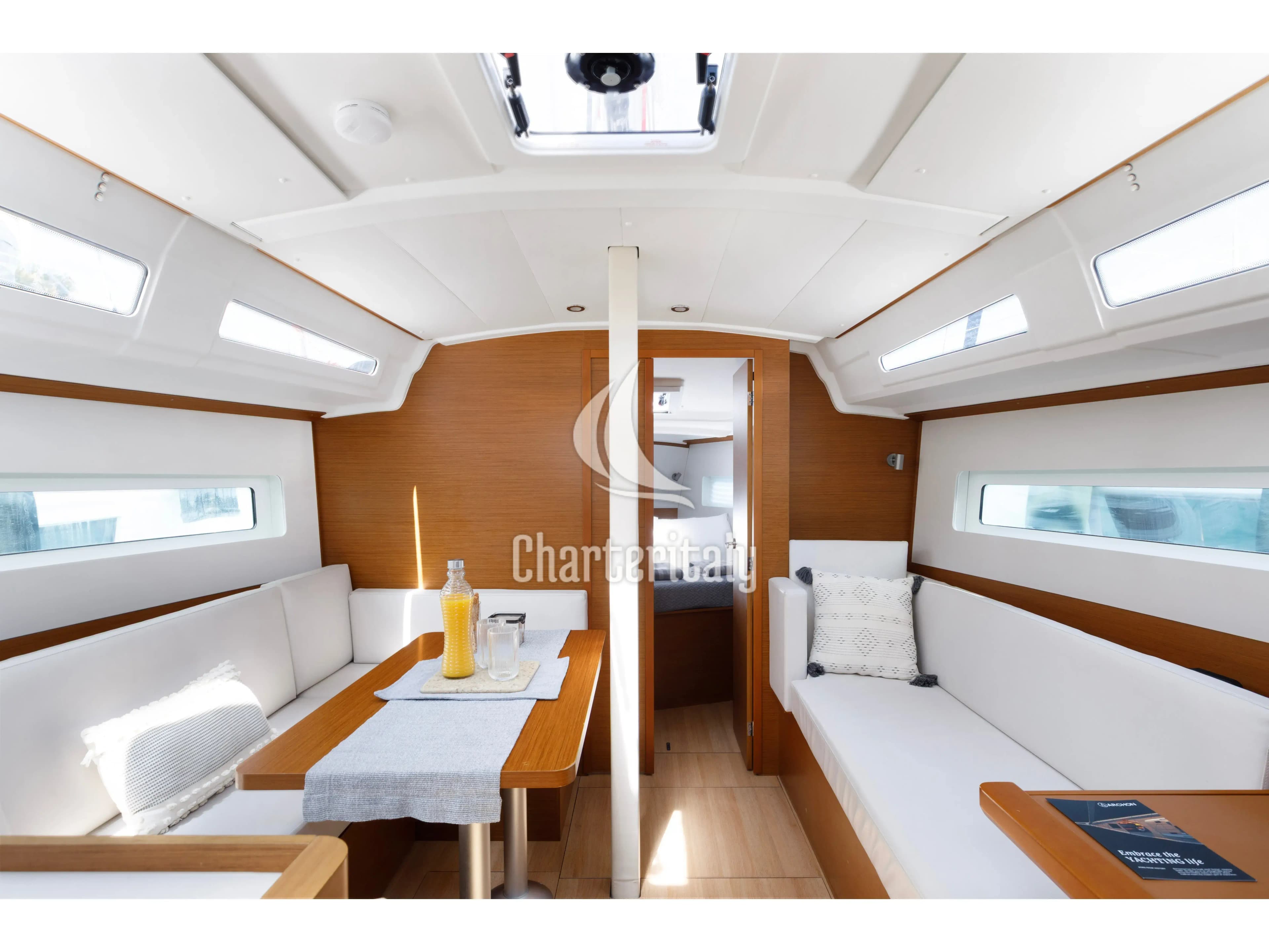 Sun Odyssey 380 - Albion - 10