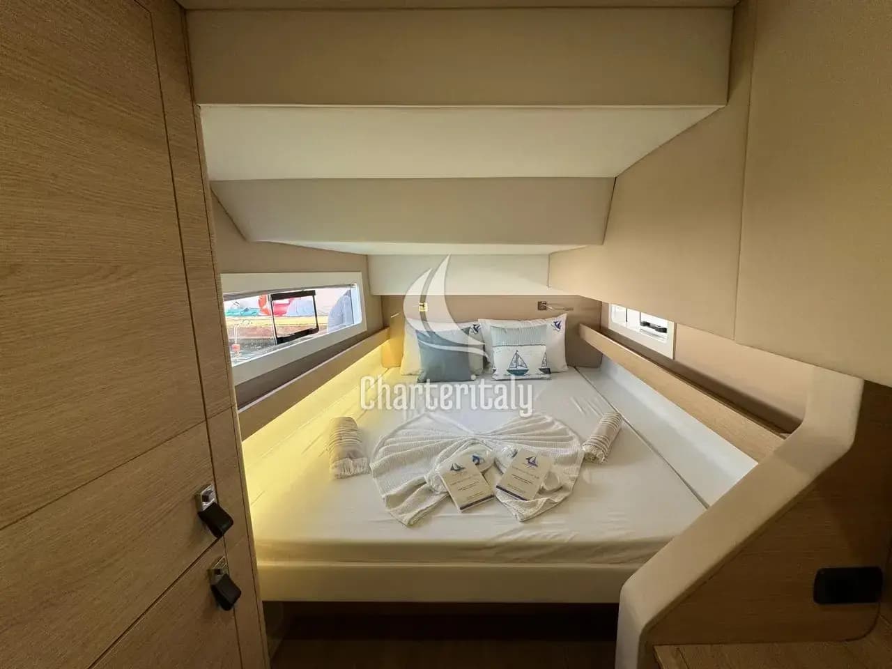 Aventura 37 - Pronto Sail - 15