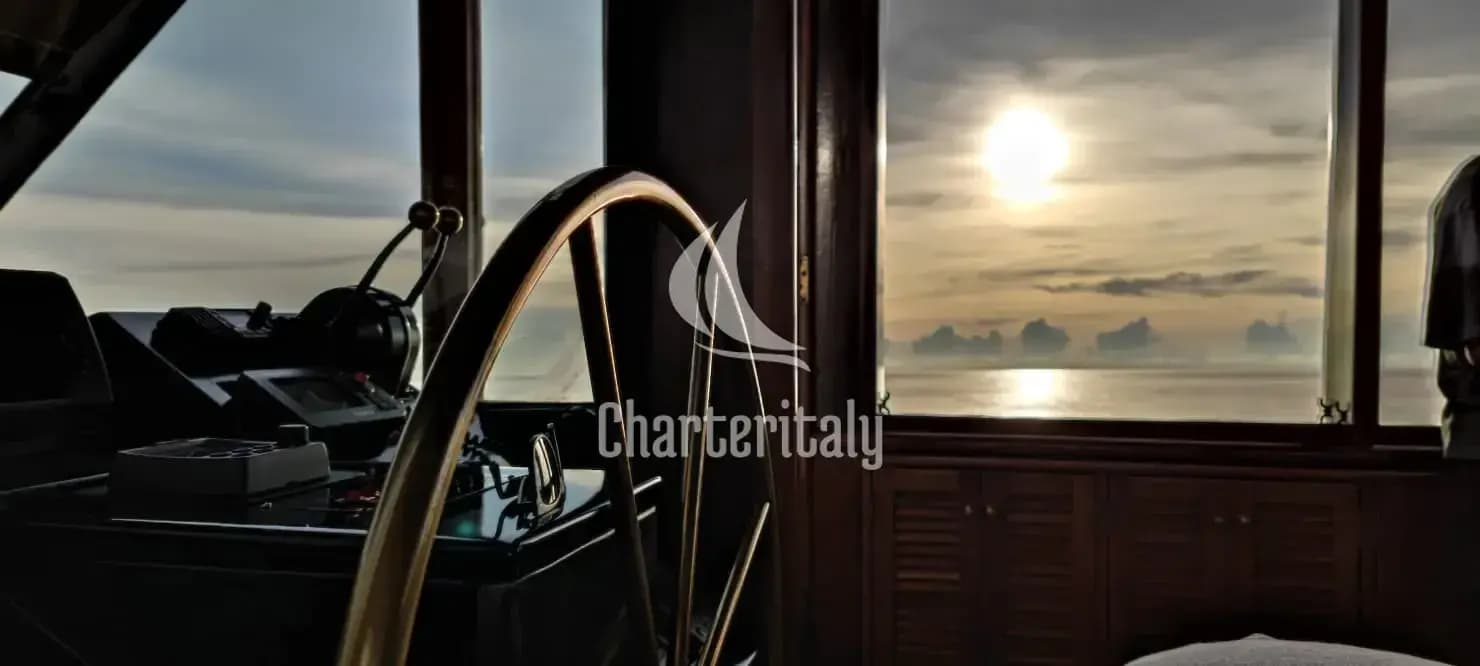 Motoryacht - Maha Bhetra - 15