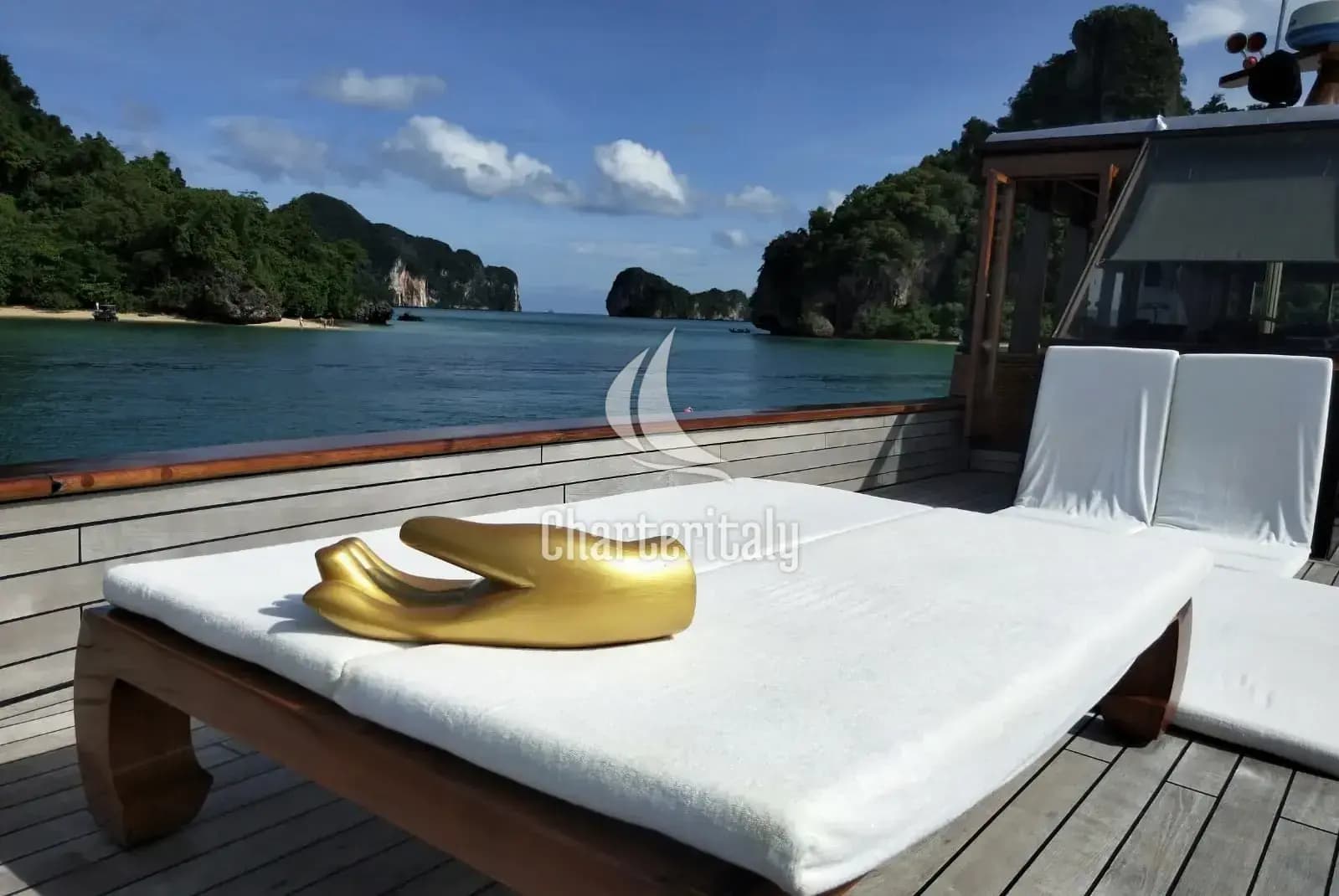 Motoryacht - Maha Bhetra - 9