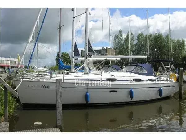 Bavaria 37 Cruiser - Bavaria 37 Cruiser - 1