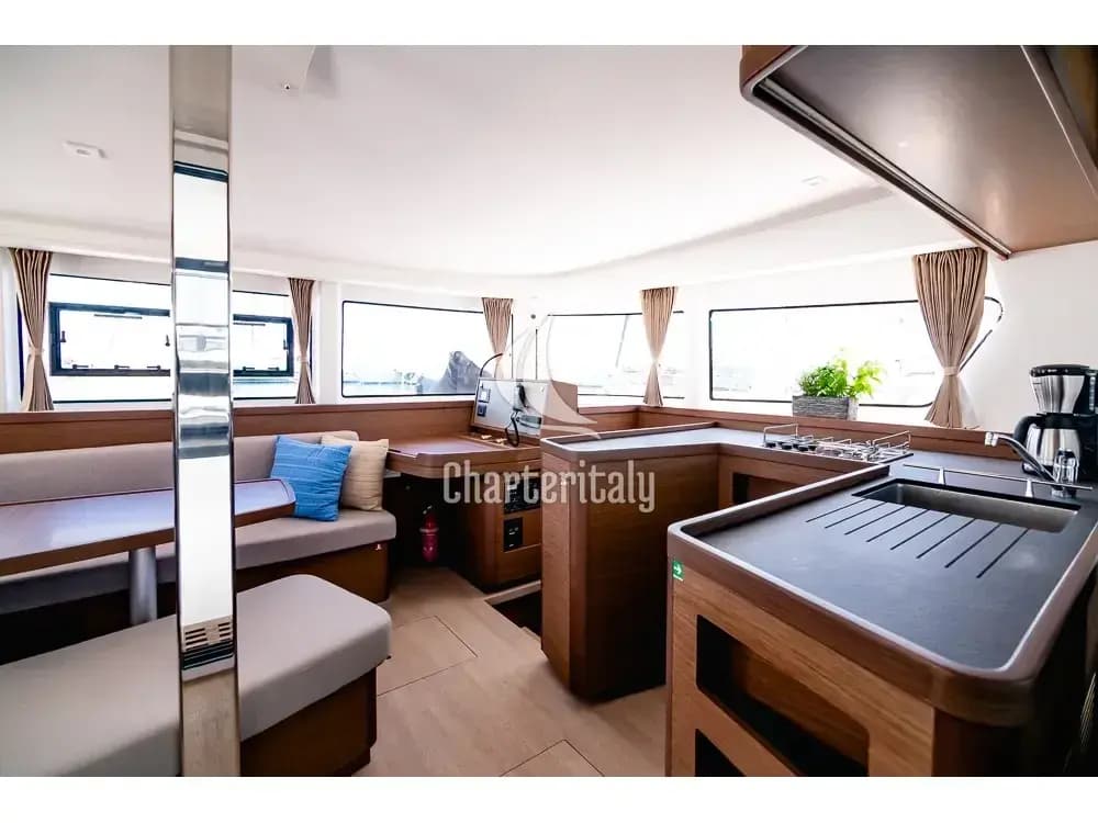 Lagoon 42 - Blue Trident - 13