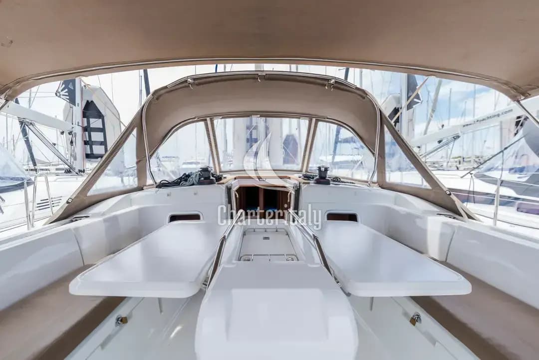 Sun Odyssey 479 - Odysseus - 10