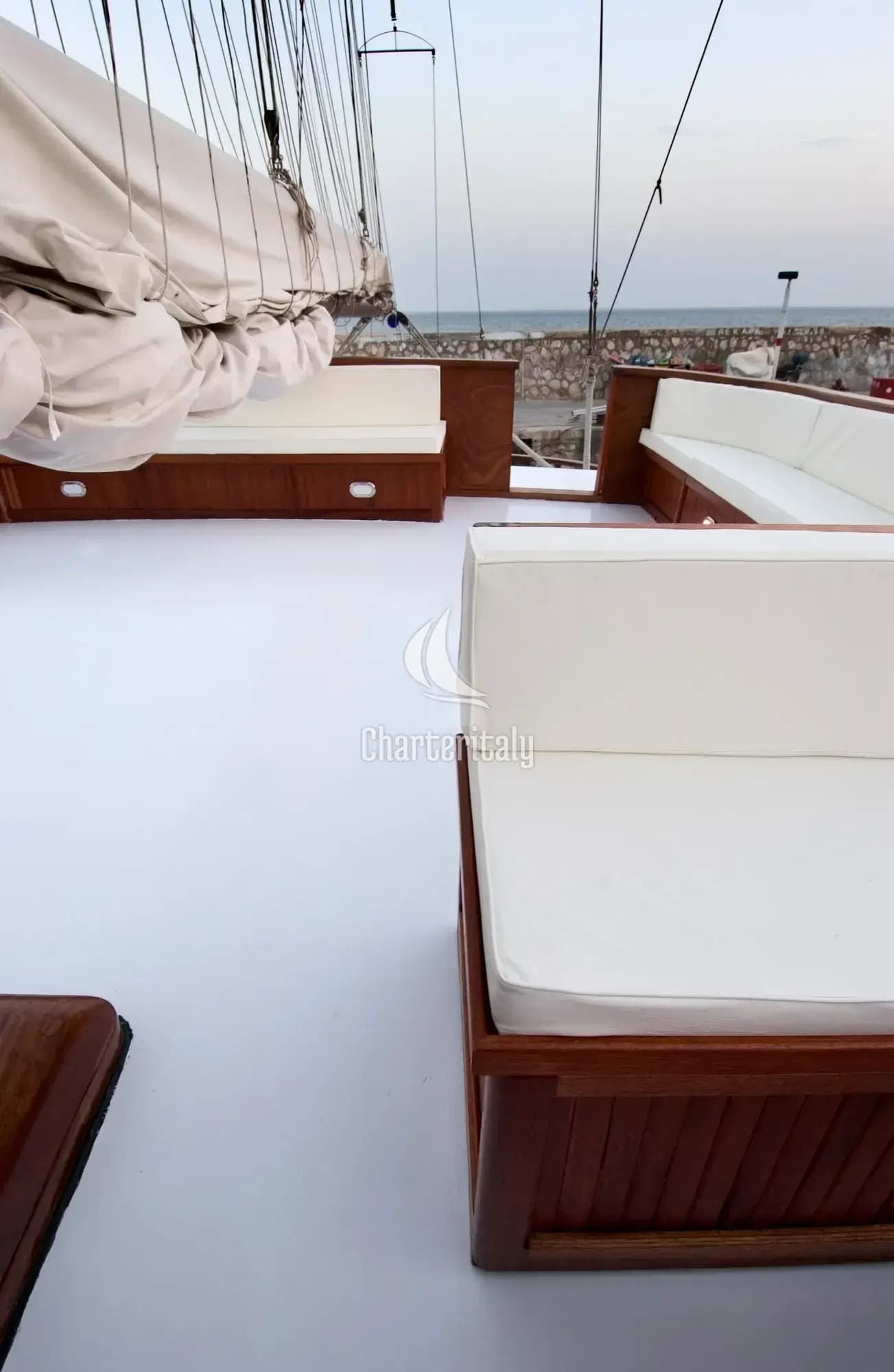 Motor sailer - Matina - 11