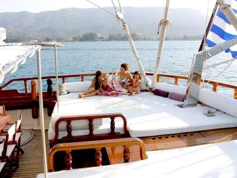 Motor sailer - Matina - 32